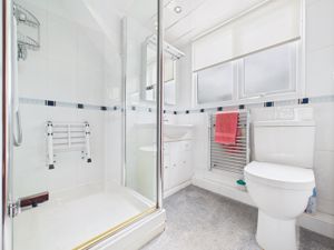 Photo 16- click for photo gallery